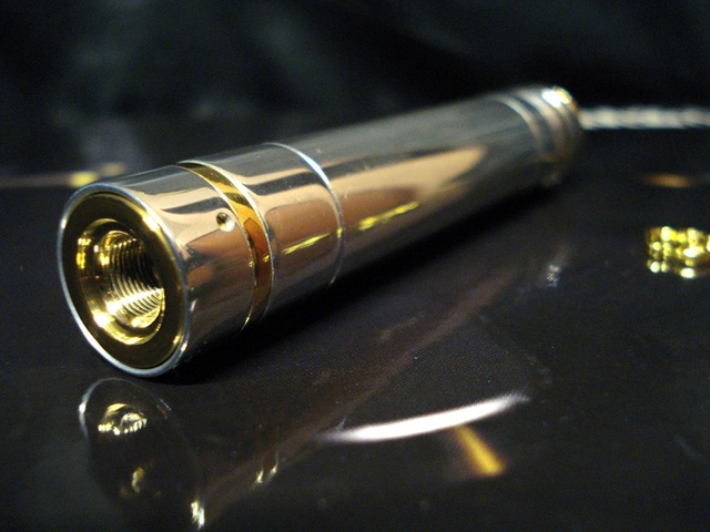 animodz-les-modz-dog-v3-mod-m-ca-plaqu-or image 1