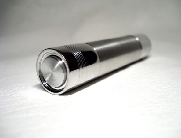 animodz-les-modz-p-tit-chacal-mod-m-ca-alu-poli-bross-14500 image 1